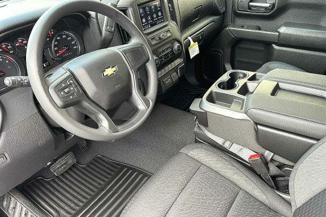 2023 Chevrolet Silverado 1500 Custom Crew Cab RWD for sale in Hollister, CA – photo 5