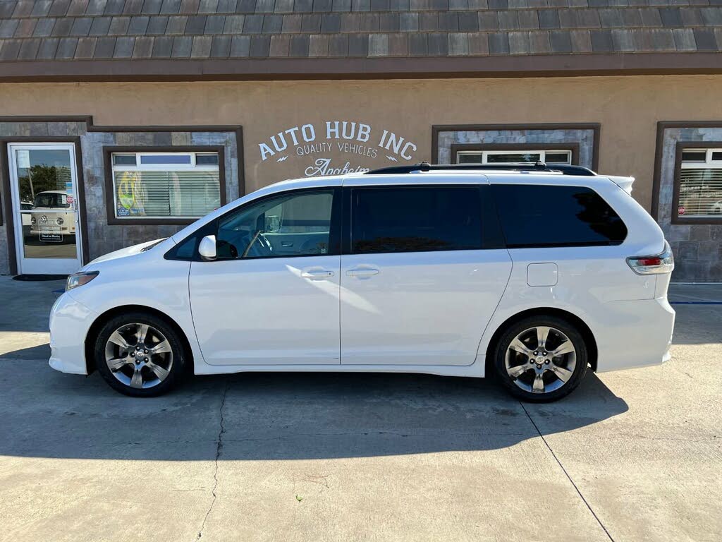 2012 Toyota Sienna SE 8-Passenger for sale in Anaheim, CA – photo 6