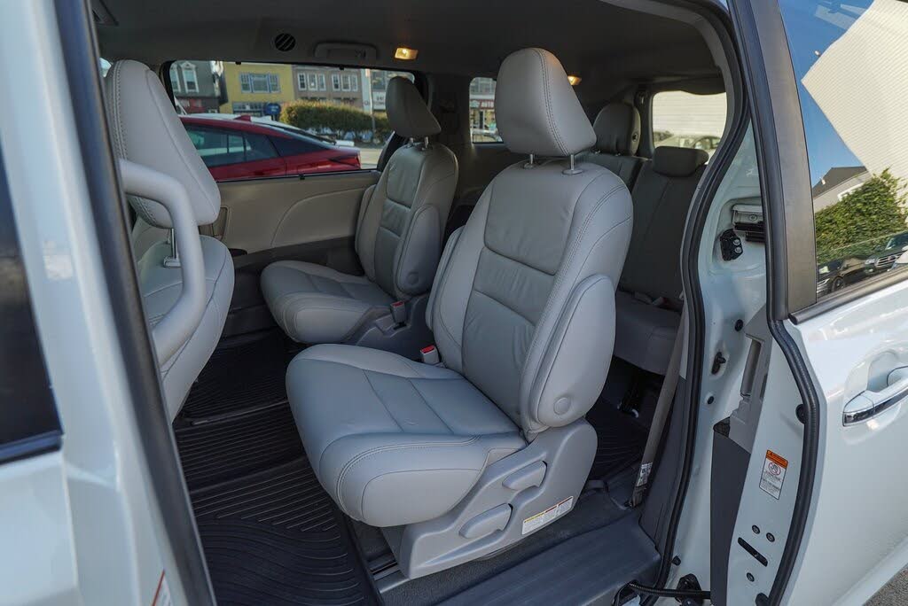 2019 Toyota Sienna XLE 7-Passenger AWD for sale in San Francisco, CA – photo 22