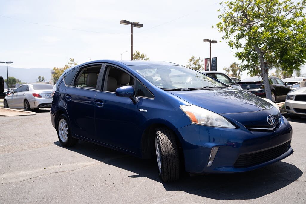 2013 Toyota Prius v Three FWD for sale in Norco, CA – photo 52