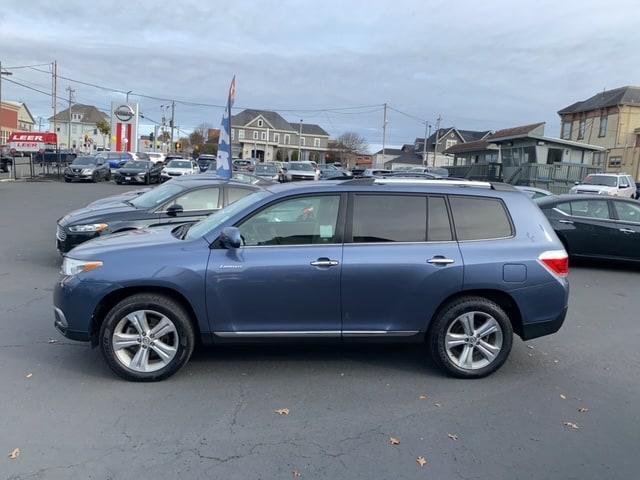 2011 Toyota Highlander Limited for sale in Eureka, CA – photo 8