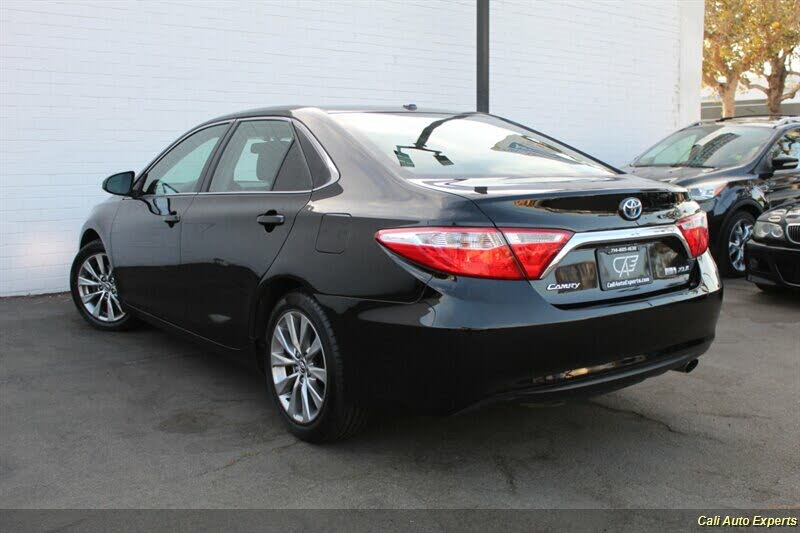 2015 Toyota Camry Hybrid XLE FWD for sale in Garden Grove, CA – photo 5