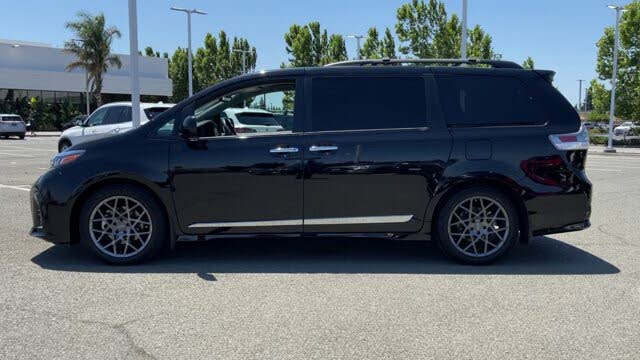 2018 Toyota Sienna SE 8-Passenger FWD for sale in Fairfield, CA – photo 5