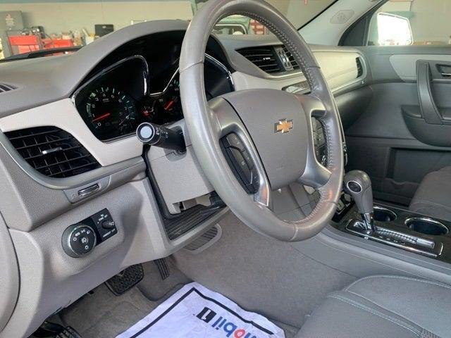 2017 Chevrolet Traverse 1LT for sale in Porterville, CA – photo 12