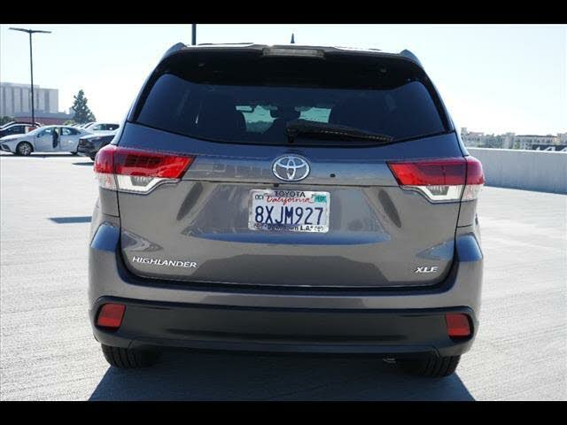 2018 Toyota Highlander XLE for sale in Los Angeles, CA – photo 4