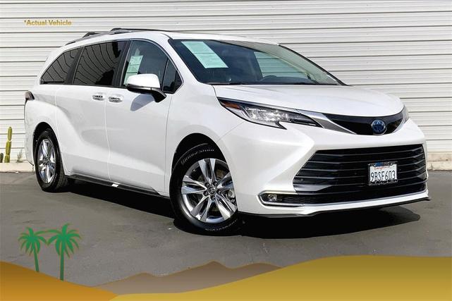 2022 Toyota Sienna Limited for sale in Cathedral City, CA