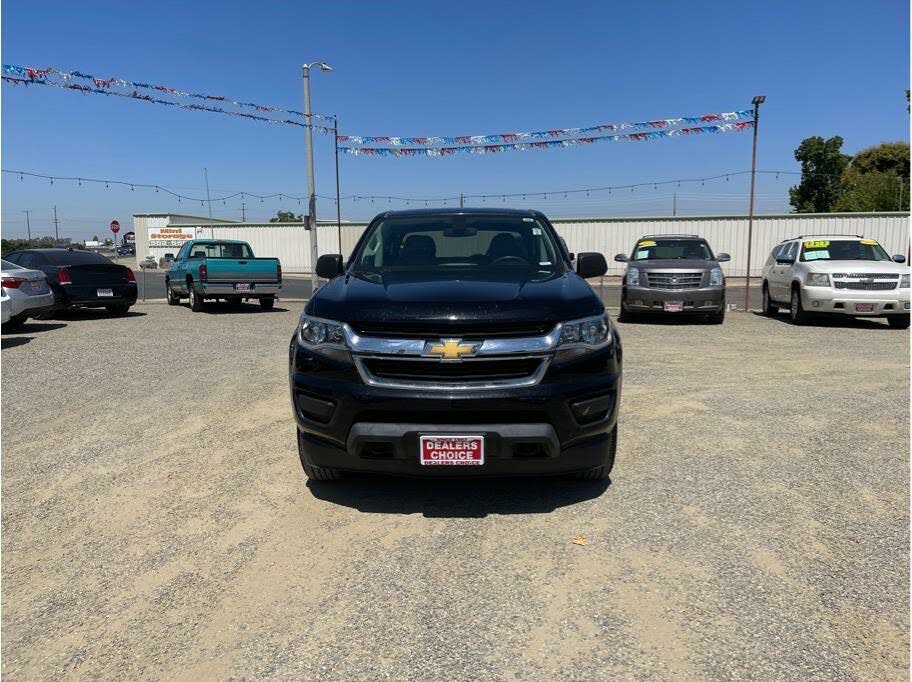 2015 Chevrolet Colorado Work Truck Crew Cab 4WD for sale in Porterville, CA – photo 2