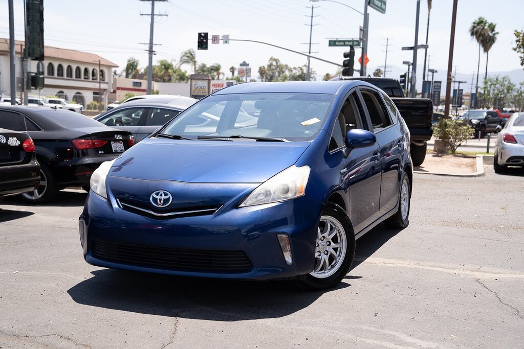 2013 Toyota Prius v Three FWD for sale in Norco, CA – photo 2