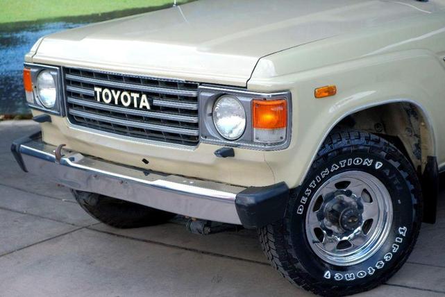 1986 Toyota Land Cruiser for sale in Glendale, CA – photo 9