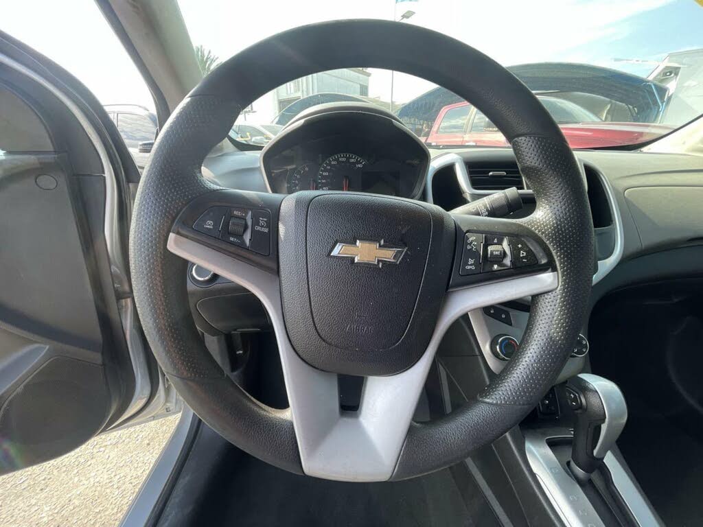 2017 Chevrolet Sonic LT Sedan FWD for sale in Hawthorne, CA – photo 6