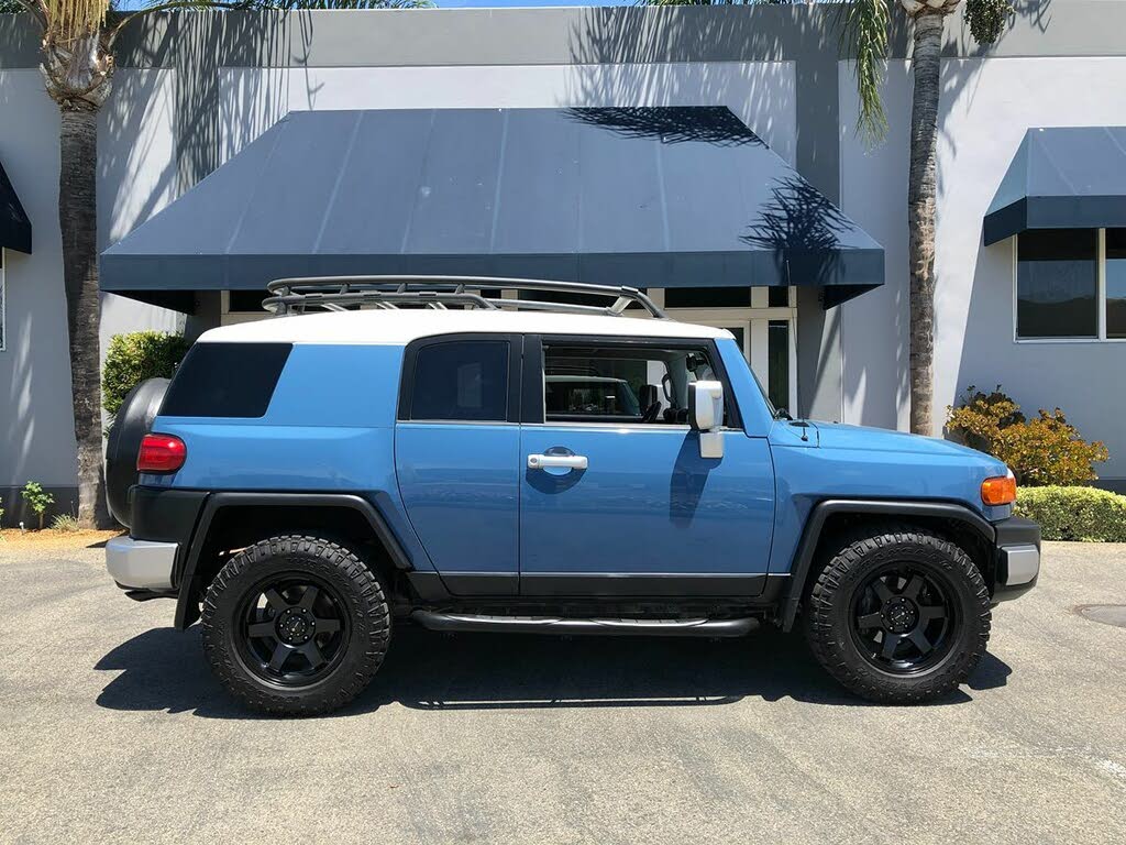 2012 Toyota FJ Cruiser 2WD for sale in Temecula, CA – photo 4