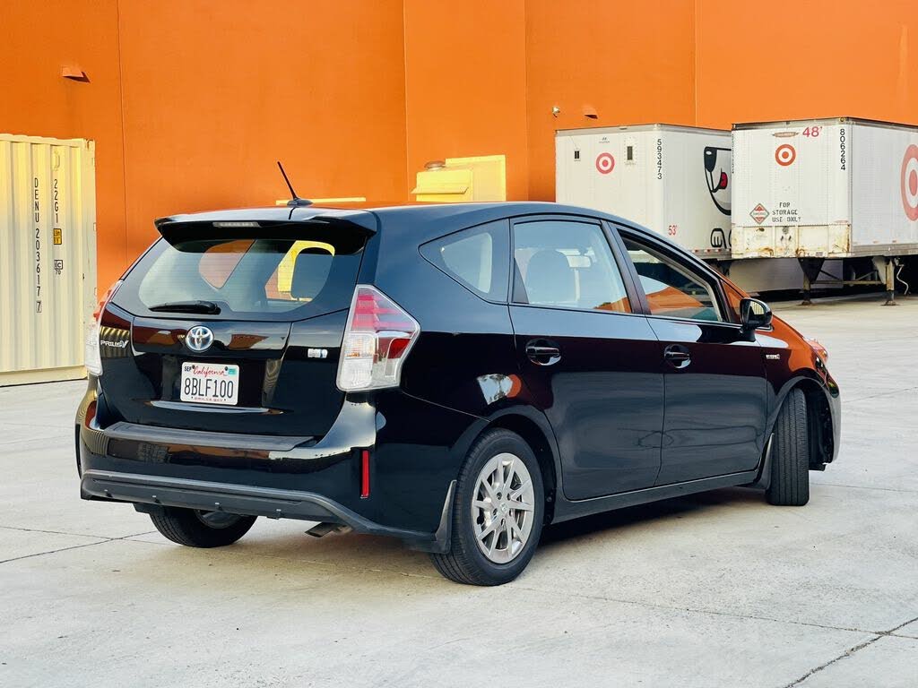 2016 Toyota Prius v Three FWD for sale in Costa Mesa, CA – photo 5