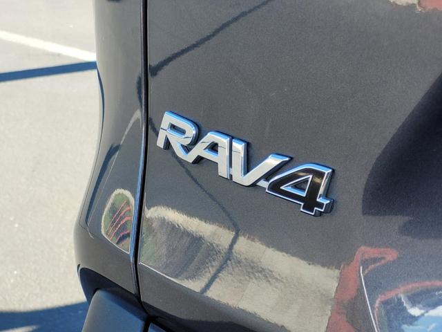 2020 Toyota RAV4 XLE for sale in Stockton, CA – photo 8