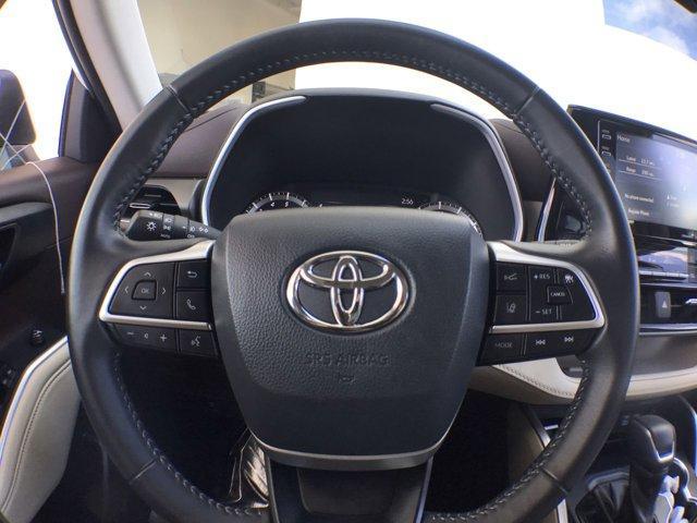 2022 Toyota Highlander XLE for sale in Salinas, CA – photo 14