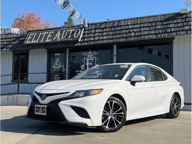 2020 Toyota Camry SE for sale in Visalia, CA