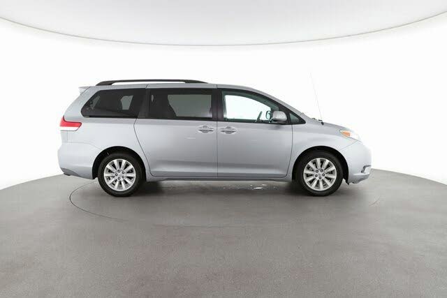 2014 Toyota Sienna XLE 7-Passenger AWD for sale in Oakland, CA – photo 5