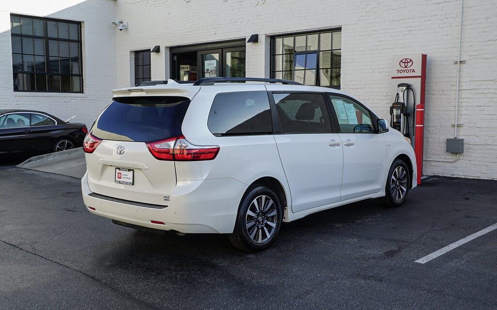 2019 Toyota Sienna XLE 7-Passenger AWD for sale in San Francisco, CA – photo 11