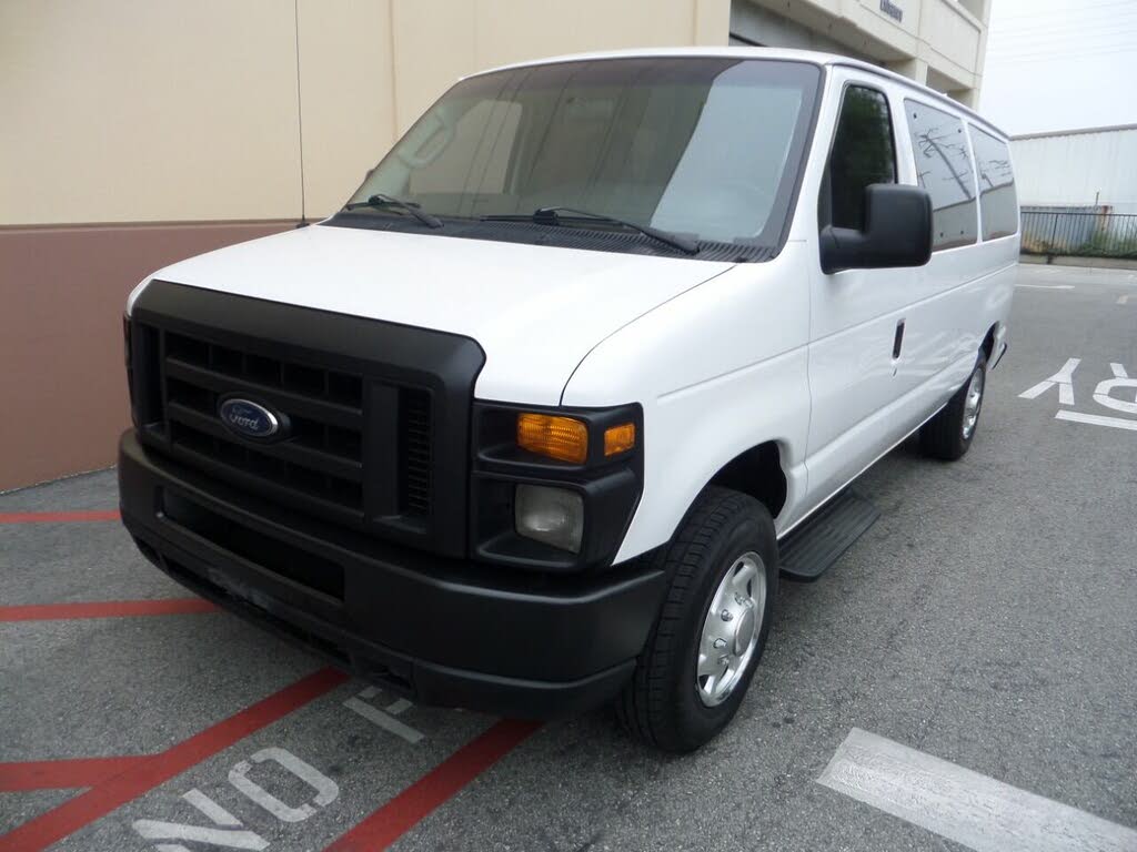 2009 Ford E-Series E-150 XL Passenger Van for sale in Covina, CA – photo 2