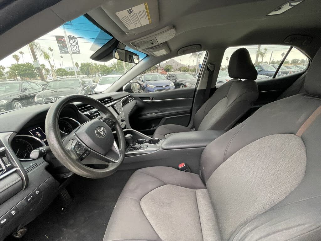 2018 Toyota Camry XLE for sale in Riverside, CA – photo 9