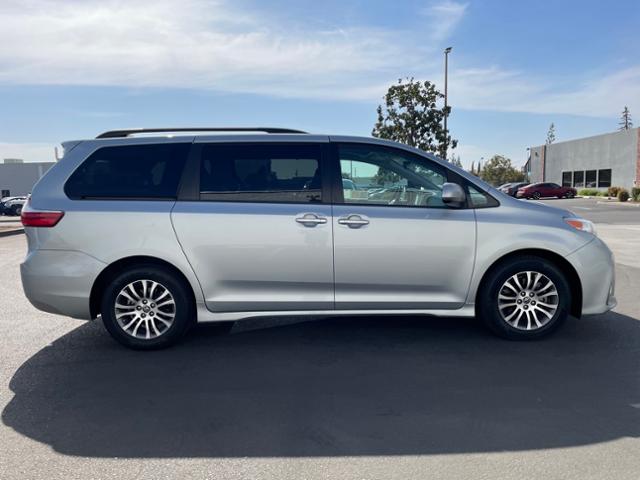 2019 Toyota Sienna XLE 8-Passenger FWD for sale in Fresno, CA – photo 10