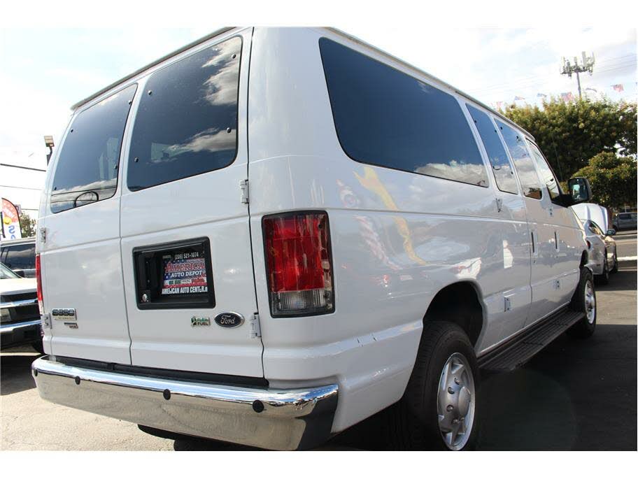 2014 Ford E-Series E-350 XL Super Duty Passenger Van for sale in Modesto, CA – photo 6