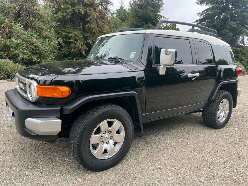 2008 Toyota FJ Cruiser 4WD for sale in Goleta, CA – photo 3