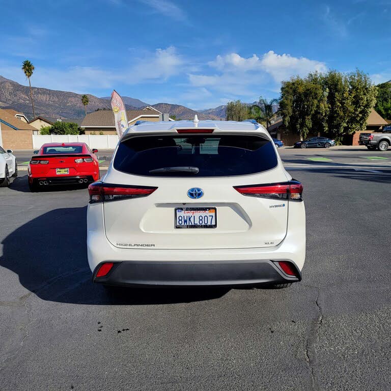 2021 Toyota Highlander Hybrid XLE AWD for sale in Fillmore, CA – photo 4