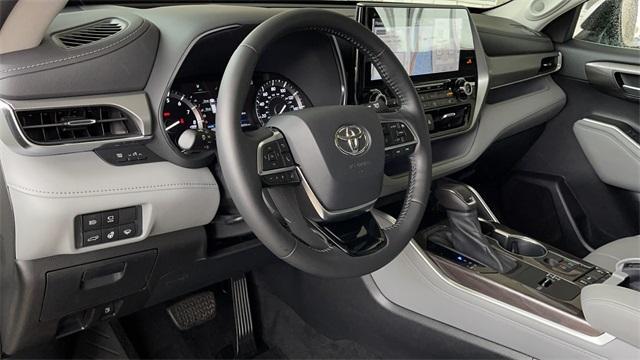 2021 Toyota Highlander Platinum for sale in Ontario, CA – photo 10