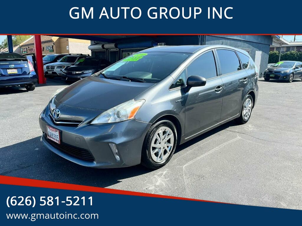 2012 Toyota Prius v Two FWD for sale in La Puente, CA