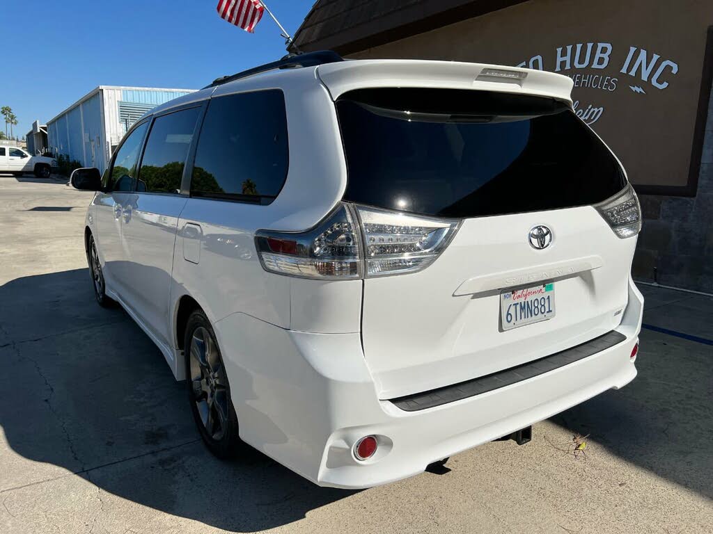 2012 Toyota Sienna SE 8-Passenger for sale in Anaheim, CA – photo 8