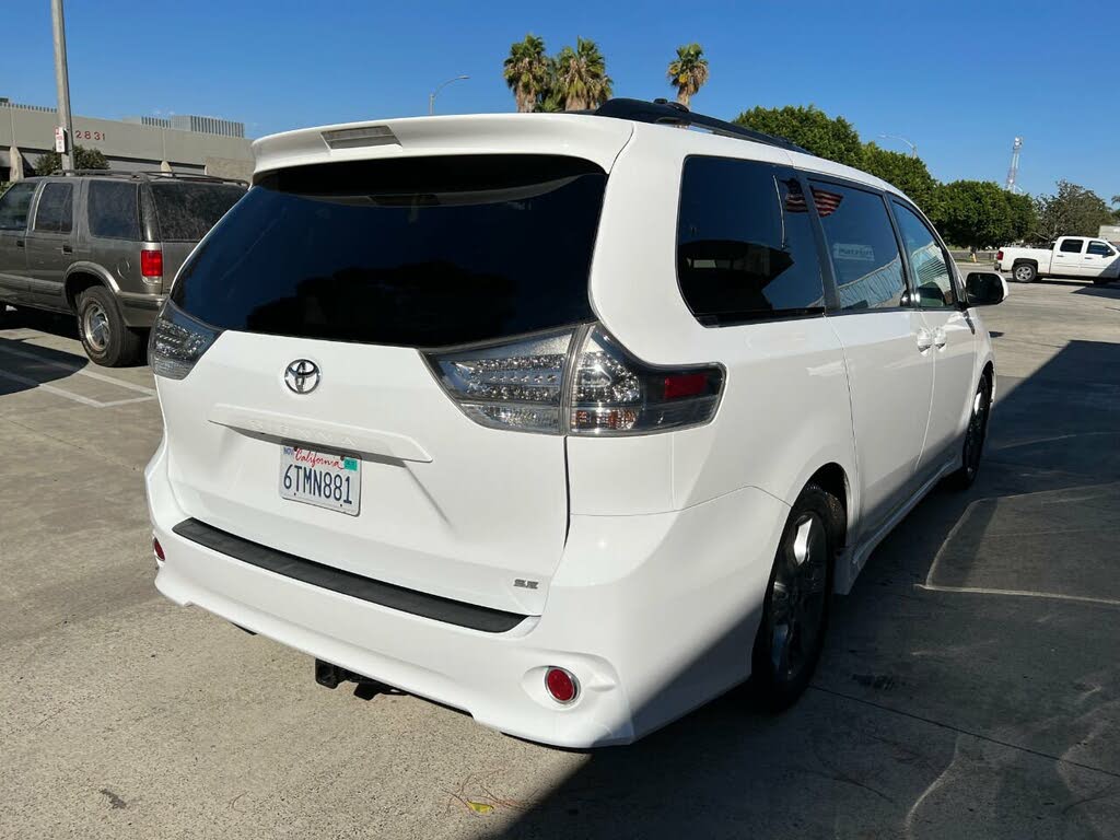 2012 Toyota Sienna SE 8-Passenger for sale in Anaheim, CA – photo 10