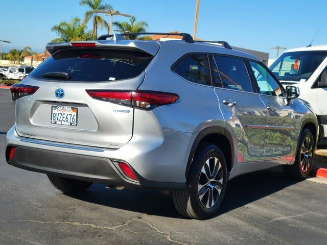 2021 Toyota Highlander Hybrid XLE AWD for sale in Carlsbad, CA – photo 5