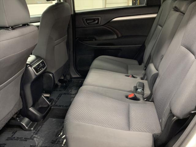 2016 Toyota Highlander LE for sale in Modesto, CA – photo 12