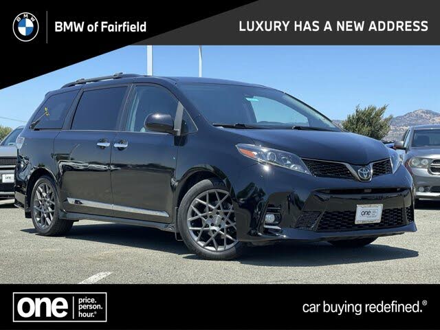 2018 Toyota Sienna SE 8-Passenger FWD for sale in Fairfield, CA