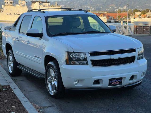 2011 Chevrolet Avalanche 1500 LS for sale in Alameda, CA – photo 3