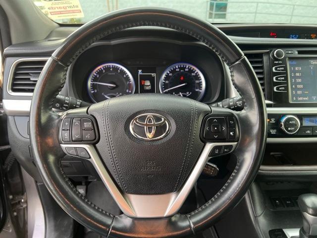 2019 Toyota Highlander XLE for sale in Fresno, CA – photo 35