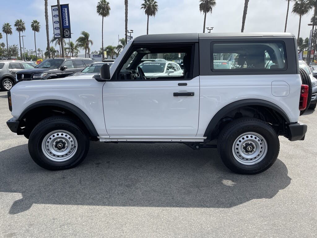 2021 Ford Bronco 2-Door 4WD for sale in Oxnard, CA – photo 4