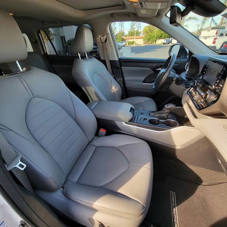 2021 Toyota Highlander Hybrid XLE AWD for sale in Fillmore, CA – photo 16