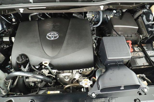 2018 Toyota Sienna LE for sale in Pomona, CA – photo 53