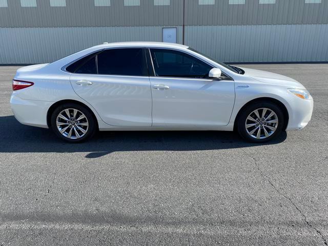 2016 Toyota Camry Hybrid XLE for sale in La Verne, CA – photo 4