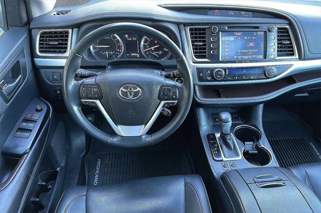 2019 Toyota Highlander XLE for sale in Roseville, CA – photo 14