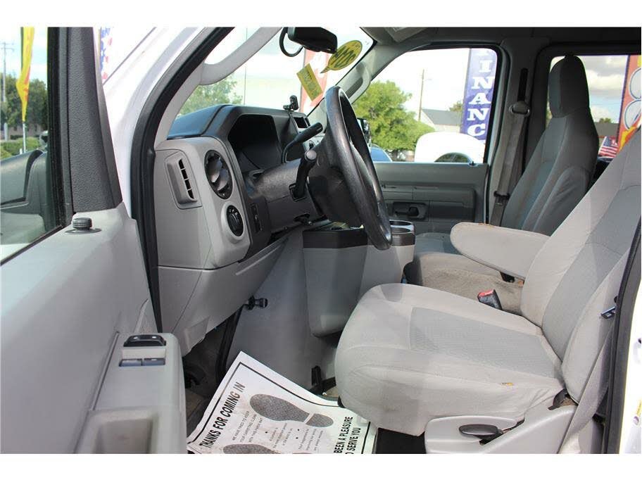 2014 Ford E-Series E-350 XL Super Duty Passenger Van for sale in Modesto, CA – photo 13