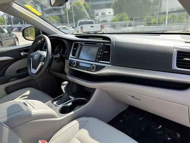 2016 Toyota Highlander XLE for sale in Los Angeles, CA – photo 8