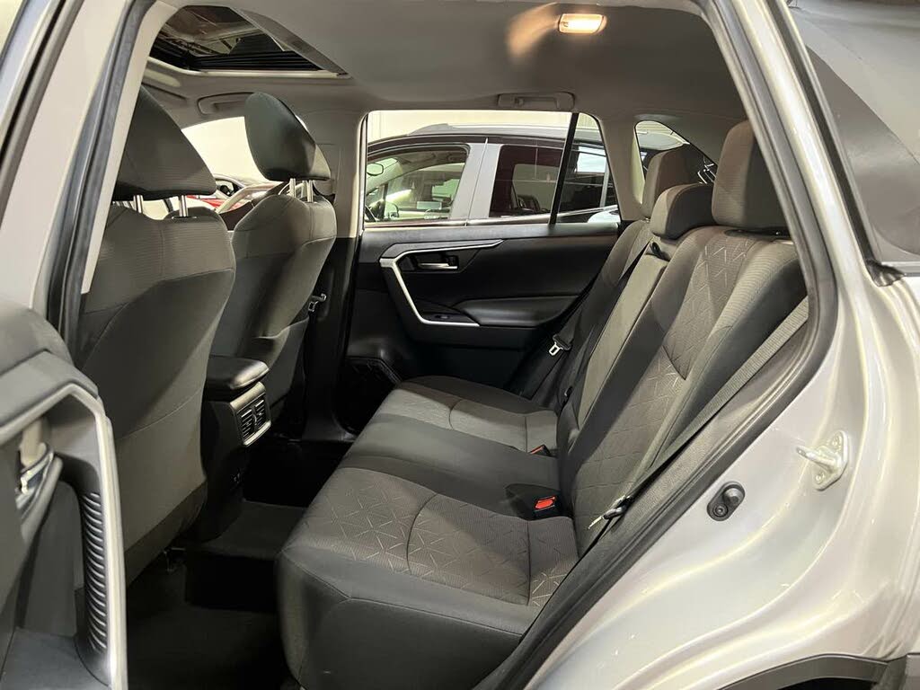 2019 Toyota RAV4 XLE FWD for sale in Murrieta, CA – photo 8
