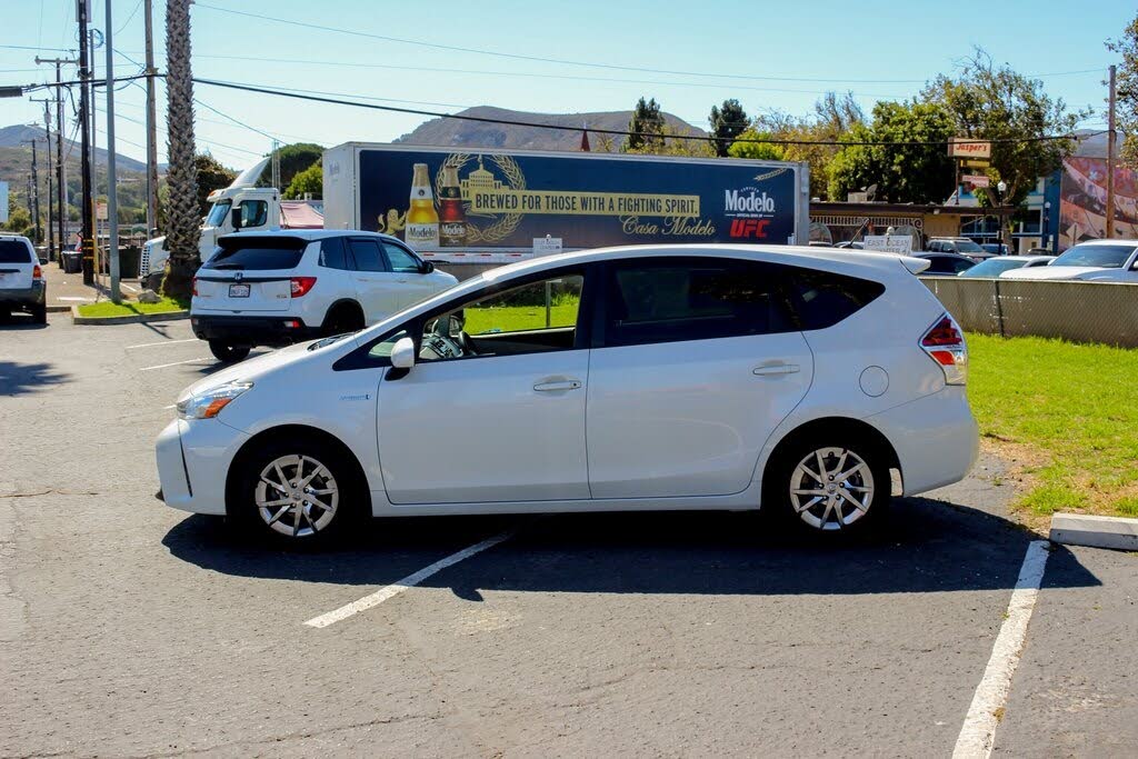 2017 Toyota Prius v Two FWD for sale in Lompoc, CA – photo 6