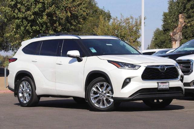 2020 Toyota Highlander Limited for sale in Clovis, CA – photo 2