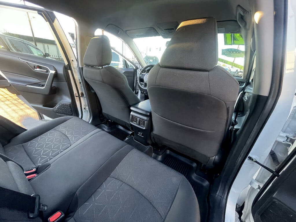 2021 Toyota RAV4 XLE AWD for sale in Palmdale, CA – photo 47