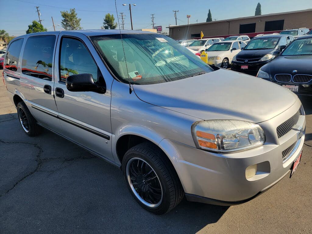 2008 Chevrolet Uplander LS Extended FWD for sale in Bellflower, CA – photo 4