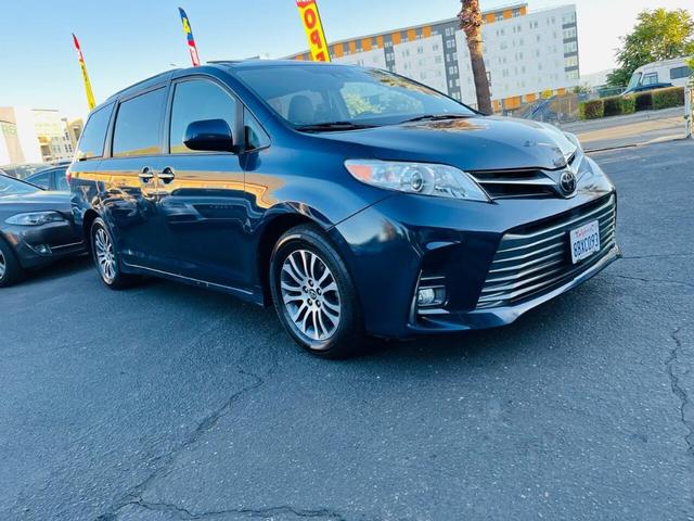 2018 Toyota Sienna XLE Premium for sale in San Jose, CA – photo 8