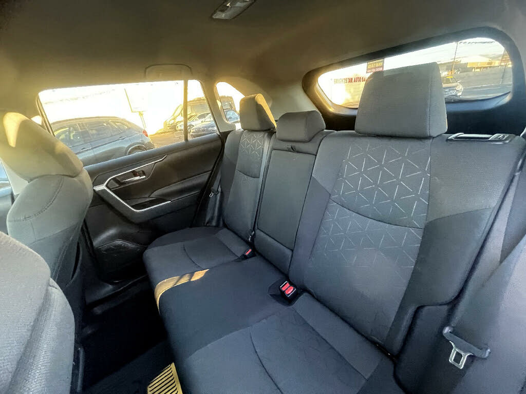 2021 Toyota RAV4 XLE AWD for sale in Palmdale, CA – photo 42